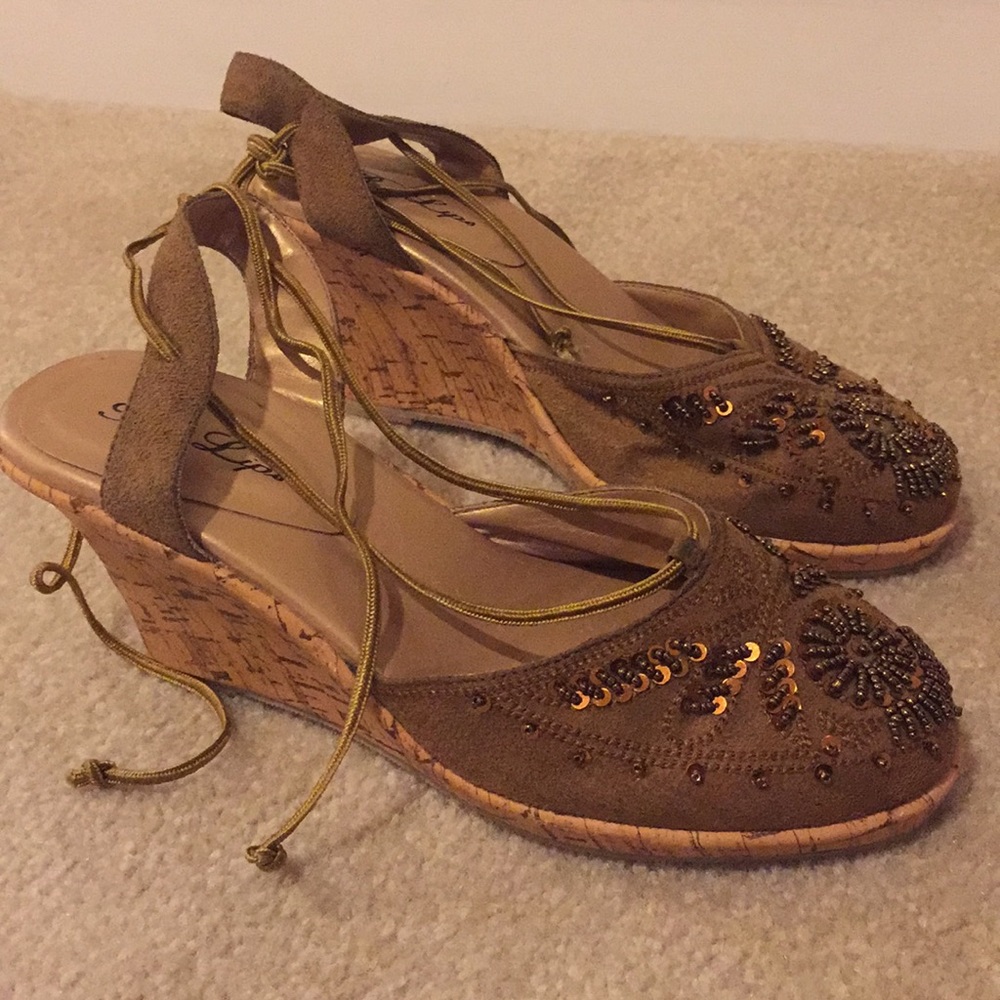 Red Lips Wedge Toe Heels